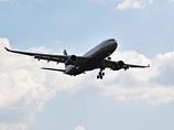 Самолет Челябинск - Москва экстренно сел в Уфе Самолет Челябинск - Москва экстренно сел в Уфе