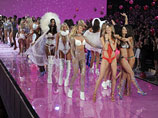 Сразу три россиянки стали ангелами Victoria's secret на ежегодном гала-шоу марки, которое прошло на днях в Нью-Йорке Сразу три россиянки стали ангелами Victoria's secret на ежегодном гала-шоу марки, которое прошло на днях в Нью-Йорке