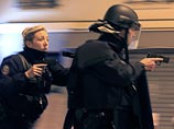 Рейды проводились рано утром 16 ноября. Полиция искала предполагаемых террористов, которые могли быть организаторами терактов в столице Франции 13 ноября или их пособниками, в Тулузе, Кале, Гренобле и пригороде Парижа