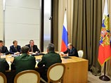 13 ноября Путин на заключительном совещании по развитию Вооруженных сил РФ распорядился оперативно уточнять документы военного планирования, поскольку "очевидно, что ситуация меняется, и меняется достаточно быстро" 13 ноября Путин на заключительном совещании по развитию Вооруженных сил РФ распорядился оперативно уточнять документы военного планирования, поскольку "очевидно, что ситуация меняется, и меняется достаточно быстро"