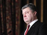 Президент Украины Петр Порошенко согласился убрать из паспортов граждан этой страны надписи на русском языке. Таким образом он поддержал соответствующую петицию с требованием выдавать паспорта гражданам Украины только на украинском языке