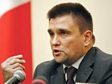 Порошенко согласился заменить в украинских паспортах русский язык на английский Порошенко согласился заменить в украинских паспортах русский язык на английский