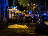 Серия терактов в Париже произошла в пятницу, 13 ноября. Террористы открыли стрельбу в нескольких районах города, в том числе в ресторане Le Petit Cambodge