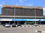 Бежавшие из Ирака курды, которые полтора месяца вместе с детьми прожили в терминале аэропорта Шереметьево из-за обвинений в подделке документов, теперь направлены в центр временного размещения ФМС России Бежавшие из Ирака курды, которые полтора месяца вместе с детьми прожили в терминале аэропорта Шереметьево из-за обвинений в подделке документов, теперь направлены в центр временного размещения ФМС России