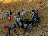  Масштабный сход оползня произошел в субботу в населенном пункте, расположенном в окрестностях города Хпакант в штате Качин