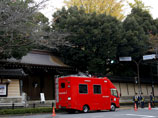 В известном храме Ясукуни, посвященном всем погибшим за Японию воинам и считающимся в азиатских странах символом японского милитаризма, прогремел взрыв
