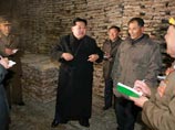 "Казненный" северокорейский чиновник появился на публике рядом с Ким Чен Ыном "Казненный" северокорейский чиновник появился на публике рядом с Ким Чен Ыном