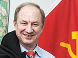 Депутат Госдумы, руководитель московского горкома КПРФ Валерий Рашкин заявил ТАСС, что коммунисты вместе с дальнобойщиками проведут 5 декабря акцию по всей России против взимания платы за проезд по федеральным трассам грузовиков Депутат Госдумы, руководитель московского горкома КПРФ Валерий Рашкин заявил ТАСС, что коммунисты вместе с дальнобойщиками проведут 5 декабря акцию по всей России против взимания платы за проезд по федеральным трассам грузовиков