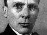 На Патриарших прудах могут поставить памятник Булгакову с папиросой в зубах На Патриарших прудах могут поставить памятник Булгакову с папиросой в зубах