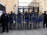 Турецкая полиция взяла под охрану консульство России Турецкая полиция взяла под охрану консульство России