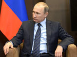 Президент России Владимир Путин назвал этот инцидент "ударом в спину" и предупредил, что нападение на Су-24 будет иметь "серьезные последствия" для российско-турецких отношений