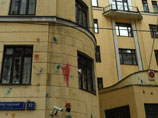 В здании посольства Турции в Москве вандалы разбили окна. Полиция не стала никого задерживать
