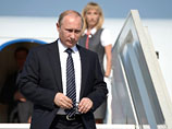 Путин спускается с трапа самолета в Анталье. Там на саммите G20 он договорился с Эрдоганом о встрече в Петербурге Путин спускается с трапа самолета в Анталье. Там на саммите G20 он договорился с Эрдоганом о встрече в Петербурге