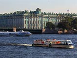 В Санкт-Петербурге снова раздают эрмитажных котов - на этот раз редкой черно-белой масти В Санкт-Петербурге снова раздают эрмитажных котов - на этот раз редкой черно-белой масти
