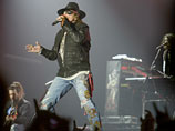 Легендарная американская рок-группа Guns N'Roses, неоднократно менявшая свой состав и распавшаяся после выхода последнего альбома в 2008 года, готовится к возобновлению концертной деятельности