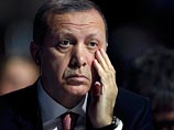 Обама подчеркнул, что в ходе переговоров с президентом Турции Тайипом Эрдоганом обсуждался вопрос о том, что "Турция и Россия могут работать вместе по деэскалации напряженности" в отношениях между Анкарой и Москвой
