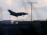 Британские самолеты Tornado нанесли первые удары по позициям ИГ в Сирии