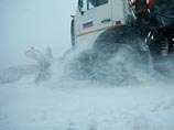 В ноябре из-за сильного снегопада городские службы не успевали вывозить снег, после чего в городе резко потеплело, и большинство тротуаров и дорог покрылись льдом