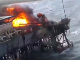В Азербайджане власти официально признали 30 человек пропавшими без вести в результате пожара на нефтяной платформе в Каспийском море