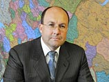 Глава Ростуризма Олег Сафонов, отчитавший россиян за "навязанное" желание каждый год уезжать на "заграничные моря", сам, по всей видимости, таких "стереотипов" не гнушается Глава Ростуризма Олег Сафонов, отчитавший россиян за "навязанное" желание каждый год уезжать на "заграничные моря", сам, по всей видимости, таких "стереотипов" не гнушается