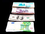На фоне падения цен на нефть эксперты не исключают, что к новому году россиян ждет неприятный сюрприз - рубль может еще больше потерять в цене и спровоцировать еще одну панику, как в 2014-м На фоне падения цен на нефть эксперты не исключают, что к новому году россиян ждет неприятный сюрприз - рубль может еще больше потерять в цене и спровоцировать еще одну панику, как в 2014-м
