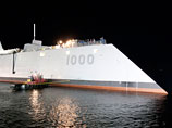 Эскадренный миноносец типа USS Zumwalt водоизмещением в 200 тысяч тонн спущен со стапелей в верфи Bath Iron Works, штат Мэн