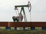Цены на нефть скорректировались в ожидании данных о состоянии американского нефтяного рынка