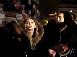 Мадонна устроила спонтанный концерт на площади в Париже