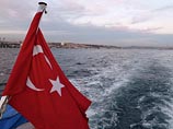Действуя в нарушение международных правил предупреждения столкновения судов в море и общепринятых норм морского судоходства, турецкое судно не уступило путь каравану, идущему перекрестным курсом