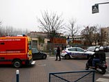 Во Франции школьный учитель выдумал историю о том, как на него напал террорист Во Франции школьный учитель выдумал историю о том, как на него напал террорист