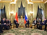 Путин на встрече в Москве пообещал Лукашенко "обстоятельный разговор" по всему комплексу отношений 
