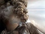 Пеплом вулкана Шивелуч накрыло камчатский поселок