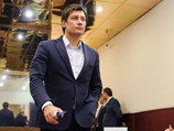 Депутат Государственной думы Дмитрий Гудков подготовил запрос главе Следственного комитета РФ Александру Бастрыкину по поводу связи заместителя генпрокурора Геннадия Лопатина и его супруги с женами лидеров банды Цапка Депутат Государственной думы Дмитрий Гудков подготовил запрос главе Следственного комитета РФ Александру Бастрыкину по поводу связи заместителя генпрокурора Геннадия Лопатина и его супруги с женами лидеров банды Цапка