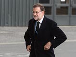 Премьер-министр Испании получил по лицу во время предвыборной прогулки Премьер-министр Испании получил по лицу во время предвыборной прогулки