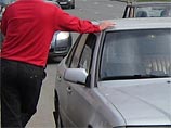 В Тюмени водитель такси отказался везти ребенка-аутиста В Тюмени водитель такси отказался везти ребенка-аутиста
