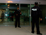 Турецкие правоохранительные органы задержали в аэропорту Стамбуда двух человек, у которых были изъяты 148 настоящих европейских паспортов на имена граждан Франции, Германии, Великобритании и Ирландии