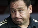 Слуцкий назвал невозможным совмещение тренерских постов после Евро-2016 Слуцкий назвал невозможным совмещение тренерских постов после Евро-2016