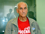 Пенсионер Ионов, обвиняемый в неоднократных нарушениях на митингах, сбежал на Украину