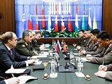 Россия перевооружает армию Киргизии для борьбы с ИГ, заявил Шойгу Россия перевооружает армию Киргизии для борьбы с ИГ, заявил Шойгу