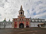 Журналисты "МК" выясняли, можно ли в декабрьскую "жару" заказать молебен о морозе Журналисты "МК" выясняли, можно ли в декабрьскую "жару" заказать молебен о морозе
