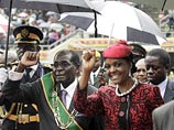 В Зимбабве власть захватила жена Роберта Мугабе, утверждают оппозиционеры