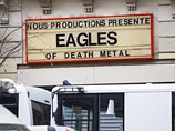 Лаура Круа 13 ноября присутствовала на концерте американской группы Eagles of Death Metal, когда трое экстремистов ворвались в зал и открыли стрельбу по зрителям из автоматов Лаура Круа 13 ноября присутствовала на концерте американской группы Eagles of Death Metal, когда трое экстремистов ворвались в зал и открыли стрельбу по зрителям из автоматов