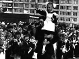 Сочинения на экзаменах по литературе диктантами не заменят Сочинения на экзаменах по литературе диктантами не заменят