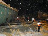 Более 100 спасателей привлекли для ликвидации последствий схода грузовых вагонов в Приамурье