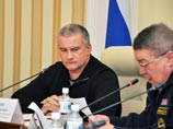 Крымчане, сидящие без света, призывают жителей полуострова, у которых есть электричество, вести себя поскромнее Крымчане, сидящие без света, призывают жителей полуострова, у которых есть электричество, вести себя поскромнее