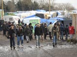 В Кале мигранты подправили граффити Бэнкси со Стивом Джобсом и подняли таксу за показ рисунка (ФОТО) В Кале мигранты подправили граффити Бэнкси со Стивом Джобсом и подняли таксу за показ рисунка (ФОТО)