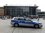 Скандал вокруг ситуации с массовыми нападениями на женщин в Кельне обрастает новыми подробностями. Немецкая газета Bild опубликовала доклад полиции, в котором подробно описывается, что именно произошло в городе в новогоднюю ночь Скандал вокруг ситуации с массовыми нападениями на женщин в Кельне обрастает новыми подробностями. Немецкая газета Bild опубликовала доклад полиции, в котором подробно описывается, что именно произошло в городе в новогоднюю ночь