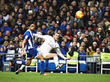Мадридский "Реал" одержал разгромную победу над "Депортиво" в матче чемпионата Испании, который стал дебютным для легендарного француза Зинедина Зидана на посту главного тренера столичного клуба