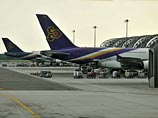 Аэропорт Бангкока извинился за змею в багажной тележке