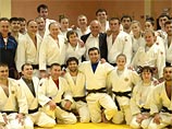 Настырная самарская дзюдоистка уложила на лопатки Путина (ВИДЕО) Настырная самарская дзюдоистка уложила на лопатки Путина (ВИДЕО)